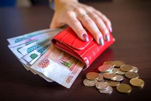 «Вы в школу что за деньгами пришли?» Почему учителя стесняются просить достойную зарплату